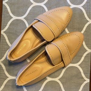 Taryn Rose flats!